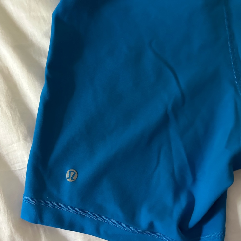 lululemon athletica Women’s bright Blue Biker Shorts